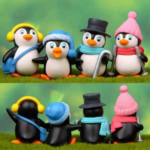 Spiaty 4 Types of Winter Penguin as a Toy and Showpiece Decorative ...