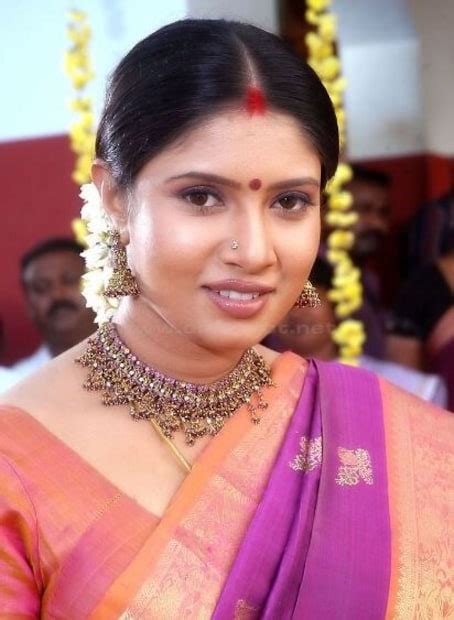 Sanghavi : హీరోయిన్ సంఘవి ఇప్పుడు ఎలా ఉందో తెలుసా? వైరల్ అవుతున్న ...