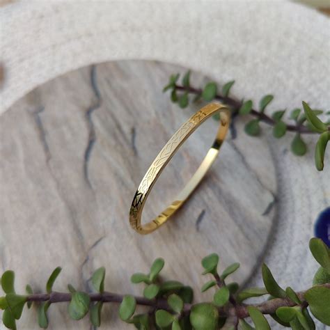 Marshal ~ Thin Kada – Anokhi India