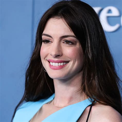 Anne Hathaway Shimmers In A Sparkly Gold Bikini: ‘Happy New Year ...