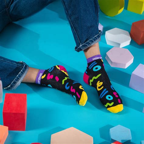 Confetti - Short Crew Socks – NoFoMo
