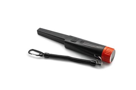 How to Use a Pinpointer Metal Detector 的图像结果