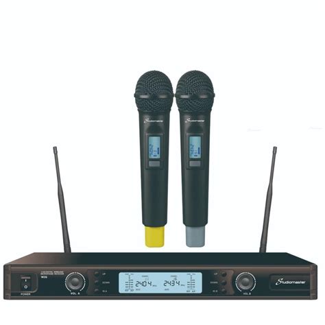 Studiomaster W2G 2.4 GHZ Dual Handheld Wireless Microphone – BAJAAO.COM