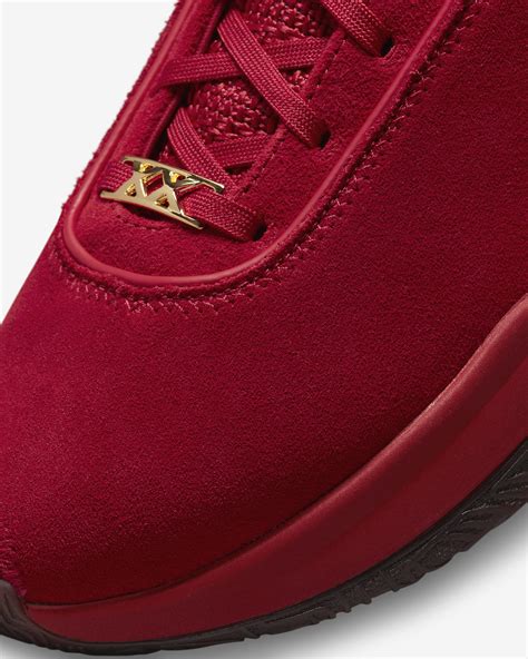 LeBron 20 EP Basketball Shoes. Nike PH