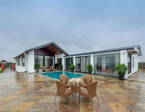 LTM811 : Luxurious Villa with Pool & Mountain Views in Igatpuri ...