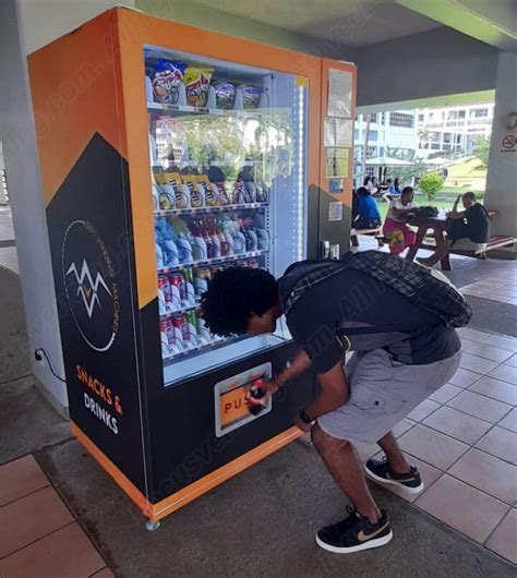 Custom Vending Machine Freezer 的图像结果