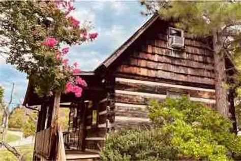 Cabin on Main - Cabins for Rent in Winston-Salem, North Carolina ...