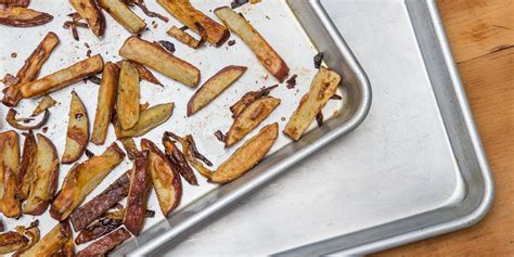 Why We Love Nordic Ware Baking Sheets for 2024 | Reviews by Wirecutter