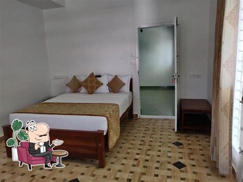 Valparai Mount Terrain Resort, India - Restaurant reviews