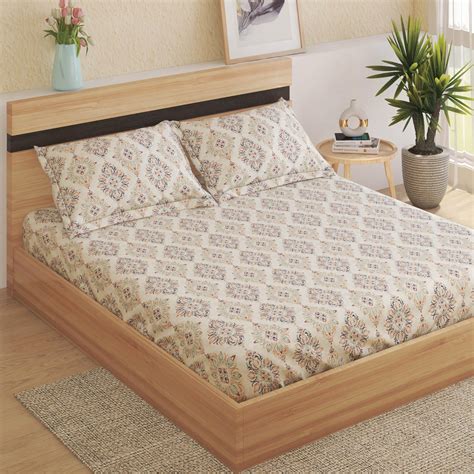 Buy Bedding Online At Prices From Rs. 199 - Home Centre