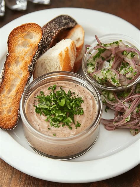 Decadent Chicken Liver Mousse: Irresistible and Easy Recipe