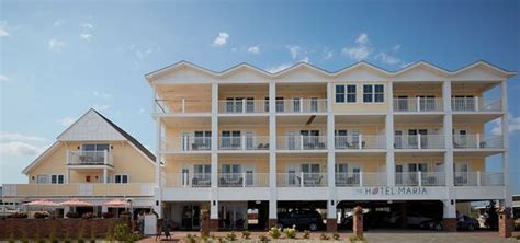 THE HOTEL MARIA (Misquamicut) - Hotel Reviews, Photos, Rate Comparison ...