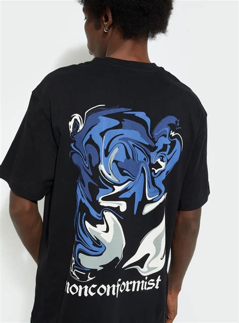 Buy URB_N Men Oversized Back Print T-shirt Online at just Rs. 599.0 ...