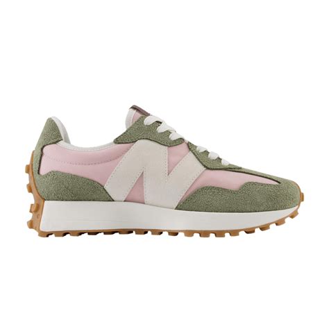 Wmns 327 'Dark Olivine Licorice'