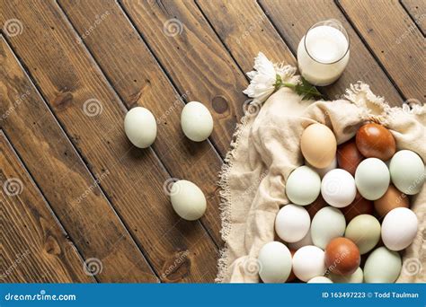 Basket of Organic Natural Cage Free Eggs Stock Image - Image of blue ...