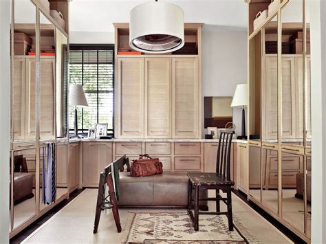 Walk In Closet Designs India | 7petals.in