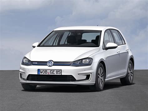 VOLKSWAGEN e-Golf Specs, Performance & Photos - 2014, 2015, 2016 - autoevolution