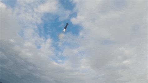 Elon Musk's SpaceX placed a camera in Indian Ocean and landed Starship ...