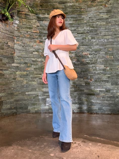 Check styling ideas for「V Neck Volume Short Sleeve Blouse」| UNIQLO IN