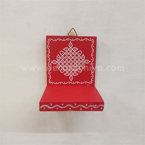 Wooden Kolam Wall Shelf | Vilakku madam - VM72 – Decor Duniya