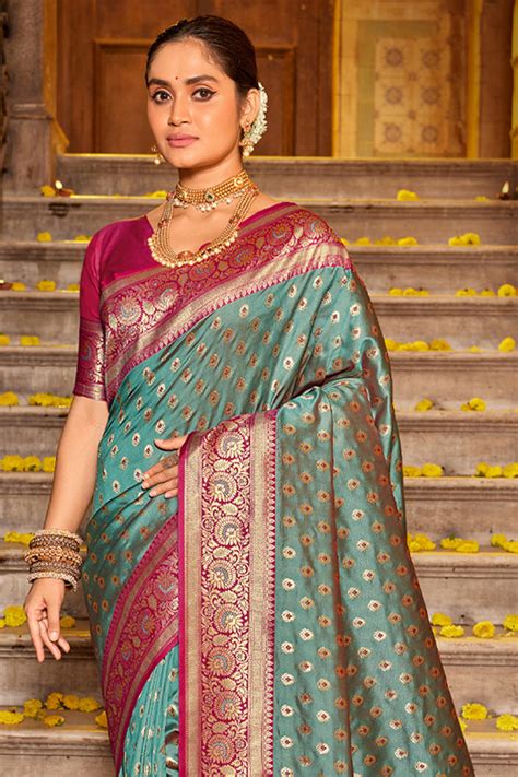 Buy Dark Green Banarasi Silk Saree With Blouse Piece online-Karagiri