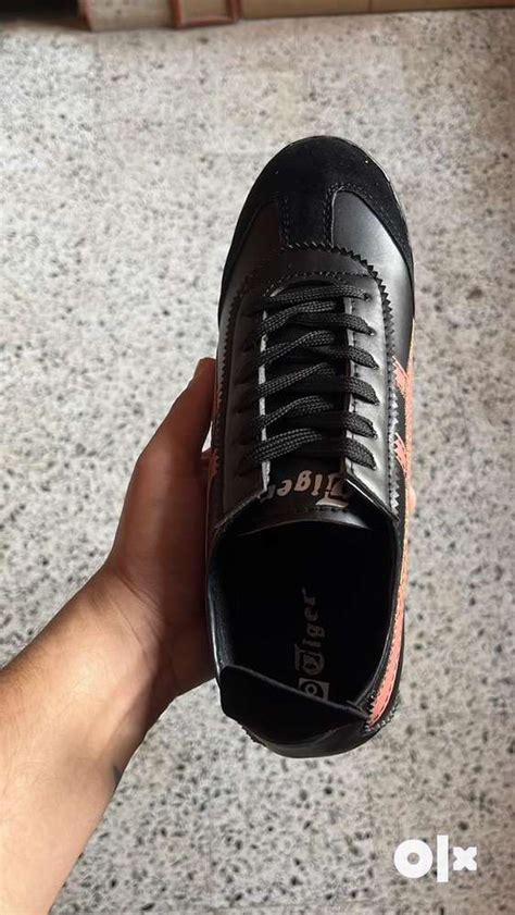 Onitsuka Tiger Brand new shoes up for Sale - Men - 1781470789