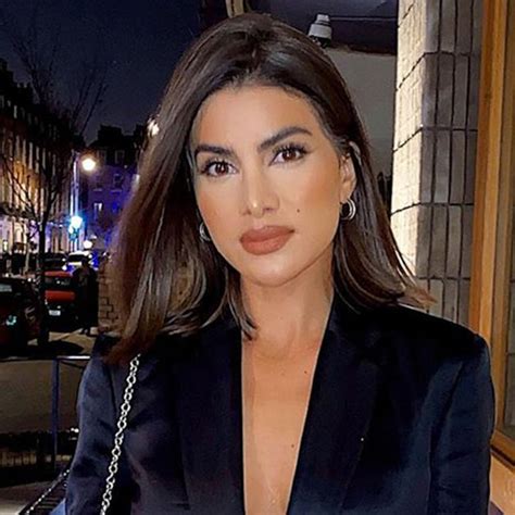 Influencer Camila Coelho Reveals Private Battle With Epilepsy - E! Online - CA