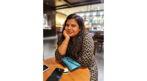 Galaxy Z Flip 4 Reminded Me How Satisfying It’s To Hang Up Calls On A ...