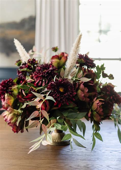 How to Make a Simple Fall Floral Arrangement Step By Step - Bless'er House