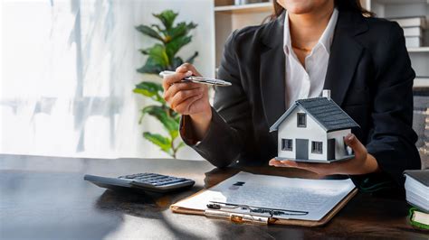 Refinancing: When and Why It Makes Sense for You - Twin Mortgages