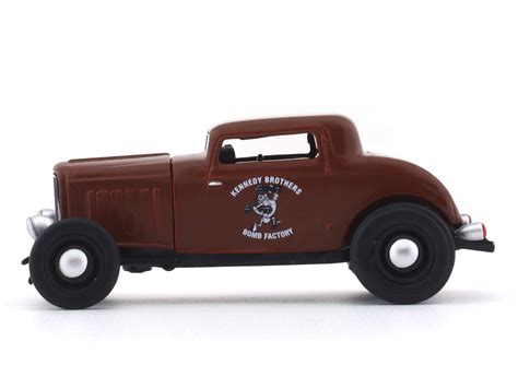 1932 Ford Three Window Coupe 'Kennedy Brothers' 1:64 M2 Machines ...