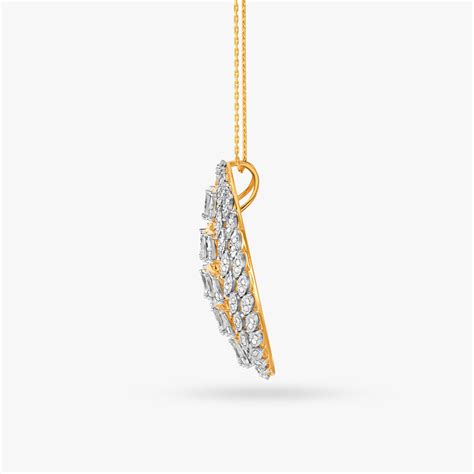 Shimmering Grid Diamond Pendant and Earrings Set