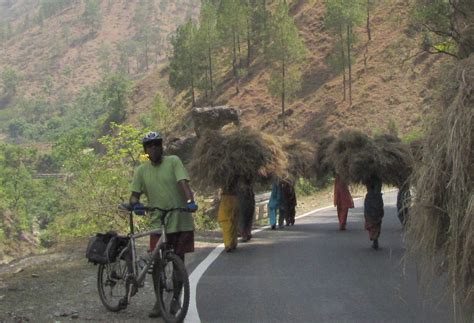 where the road ends : mountain bicycling tour in uttarakhand himalayas