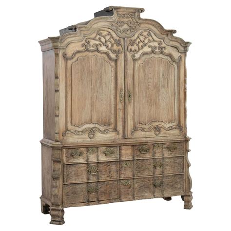 1800s Dutch Antique Wooden Cabinet at 1stDibs | antique wooden cabinets