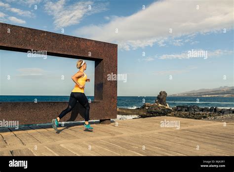 Running Woman 的图像结果