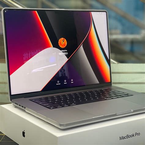 Macbook Pro M1 Max 32Gb Ram 1TB on Carousell