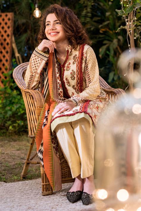 Sapphire Winter Daily - 2 Piece Collection 2019 – Gold Glimmer A ...