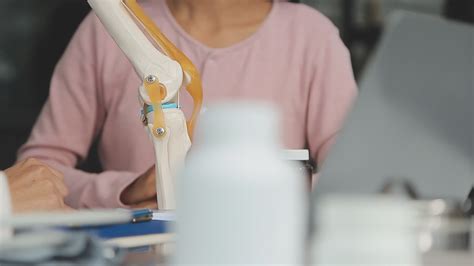 Human cruciate ligament injury treatment concept. Orthopedist showing ...