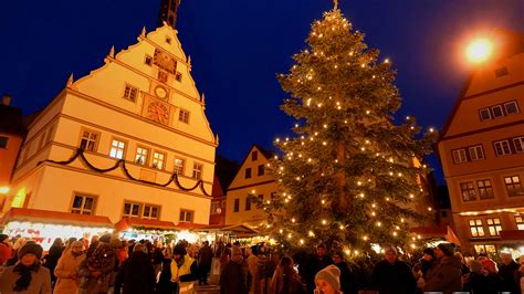 Rothenburg Germany: Medieval Christmas market walk (4K)