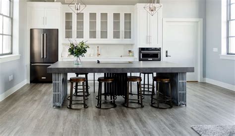 LVT/LVP Floor Cleaning in Apple Valley, MN | North Star Chem-Dry