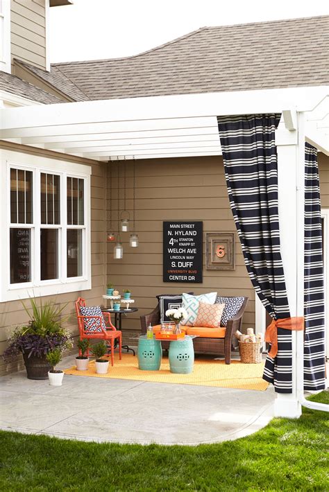 20 Concrete Patio Ideas for a Cozy Outdoor Retreat