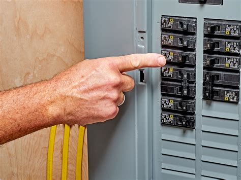 How To Turn On Your AC After A Power Outage | HTR Mechanical
