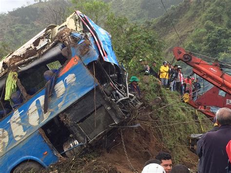 Así quedó el bus de Coomotor luego del trágico accidente en Suaza - TSM ...