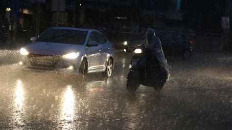Gujarat Rain Fury Claims 20 Lives As Lightning & Hailstorm Causes Havoc ...