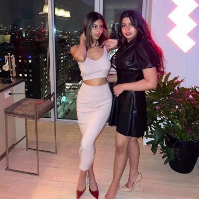 Suhana Khan stunning purple bodycon dress photos goes viral on social ...