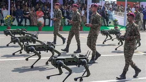 கொல்கத்தா குடியரசு தின அணிவகுப்பில் ராணுவத்தின் ரோபோ நாய் அணிவகுப்பு ...