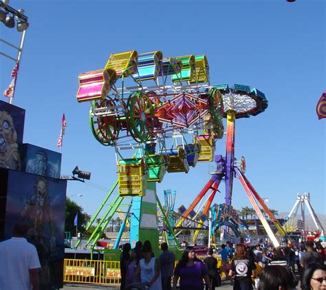 Spectacular Rides – Strawberry Festival