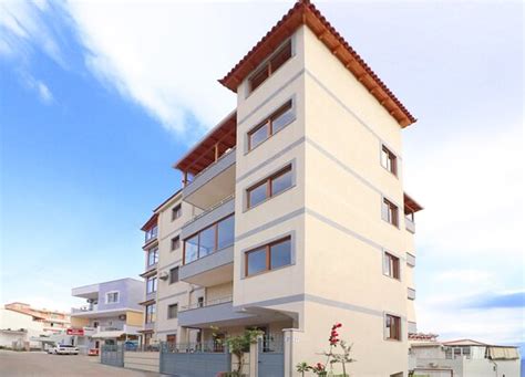 APARTMENTS VILA ROBOCI (Saranda) - Lodging Reviews, Photos, Rate ...