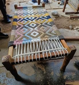 YahiTohChahiye EIPL-KHAAT-SILK-MLTCLR-101 Solid Wood Single Bed Price ...