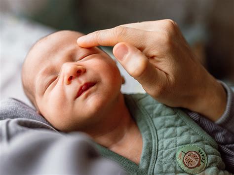 What to know about the soft spots on your baby's head | BabyCenter